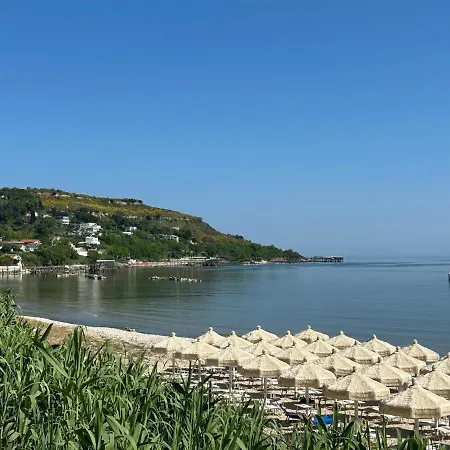 Da Concy アパート *